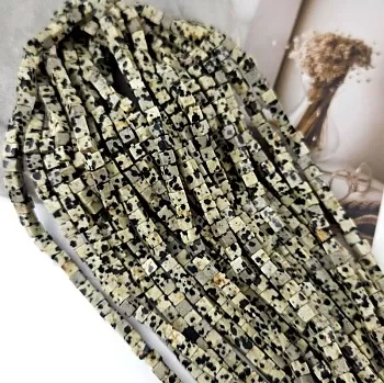 Нить 19 см Яшма далматиновая / порфирит / бусина куб 4 мм (6067-4) для бижутерии купить с доставкой по России | Интернет‑магазин Viva Beads