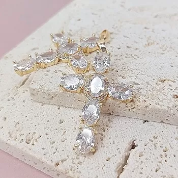 Подвеска Крест 33х22 мм с фианитами классическое золото (6978-ЗБ)