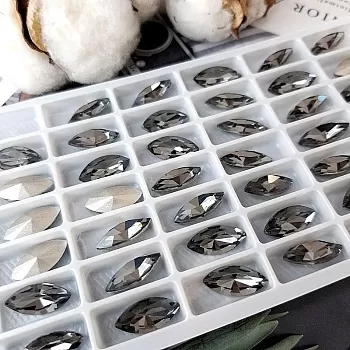 Кристалл Navette 15 х 7 мм хрустальное стекло Black Diamond (4630) купить в #REGION_P# | Заказать в интернет-магазине Viva Beads
 Кристалл Navette 15 х 7 мм хрустальное стекло Black Diamond (4630) купить в #REGION_P# | Заказать в интернет-магазине Viva Beads