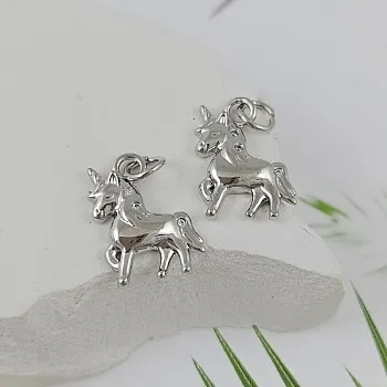 Подвеска Единорог 15.6x11 мм с фианитами, родиевое покрытие (9989-Р) купить с доставкой по России | Интернет-магазин Viva Beads