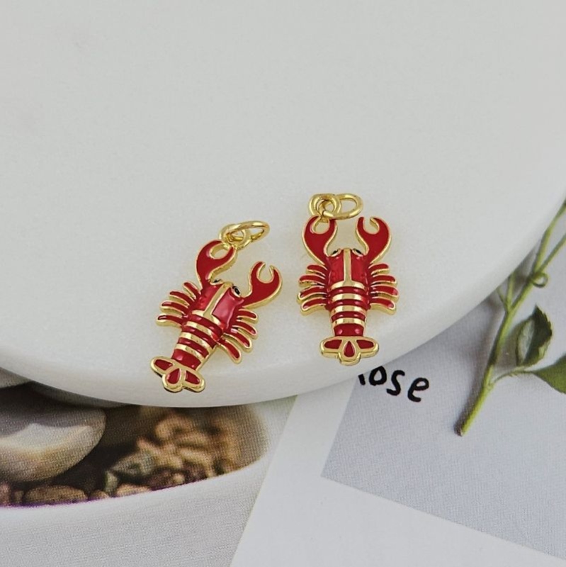 Подвеска Лобстер 20.5х11 мм, позолота 14К, красная эмаль (9867-З) купить с доставкой по России | Интернет-магазин Viva Beads