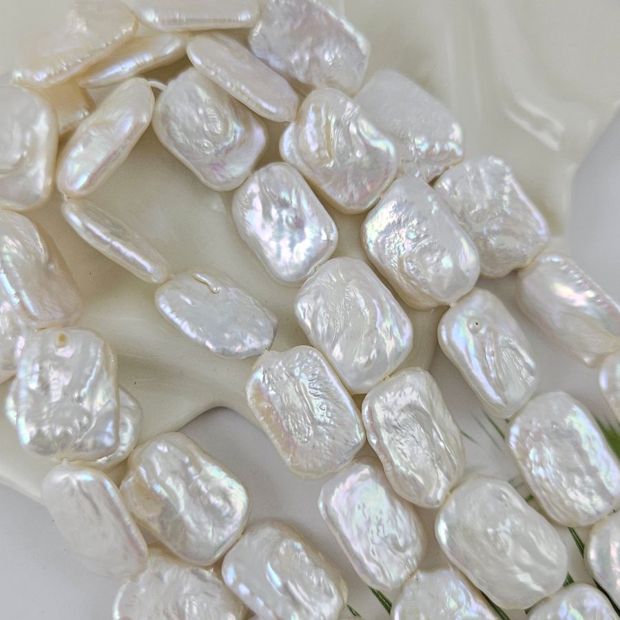 1 шт. Жемчуг натуральный барокко ок. 13-13.5х17-19.5 мм прямоугольник, АА, белый (1013) купить в #REGION_P# | Заказать в интернет-магазине Viva Beads
