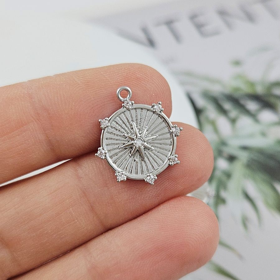 Подвеска круглая со Звездой 17.8х15.6 мм с фианитами, родиевое покрытие (9983-Р)