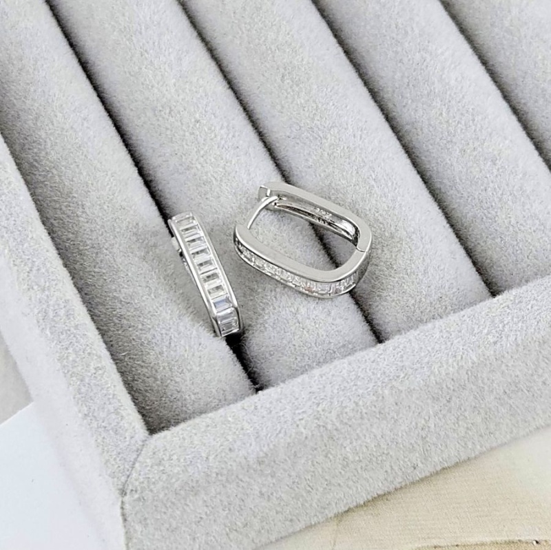 УЦЕНКА Швензы кольца, бублики, конго овальные 15.8х3.5 мм с фианитами, родиевое покрытие (9586-Р-УЦ)