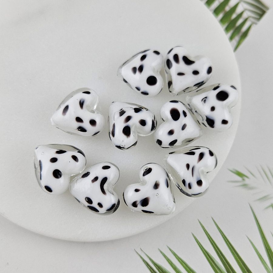 Бусина лэмпворк Сердце ок. 15 мм, белый (10030-БЕЛ) купить с доставкой по России | Интернет-магазин Viva Beads