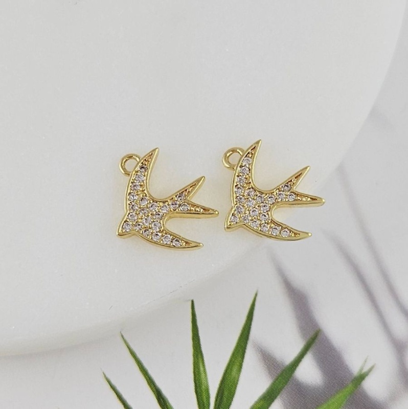 Подвеска Ласточка 13х11 мм с фианитами позолота 14К (10066-З) купить с доставкой по России | Интернет-магазин Viva Beads