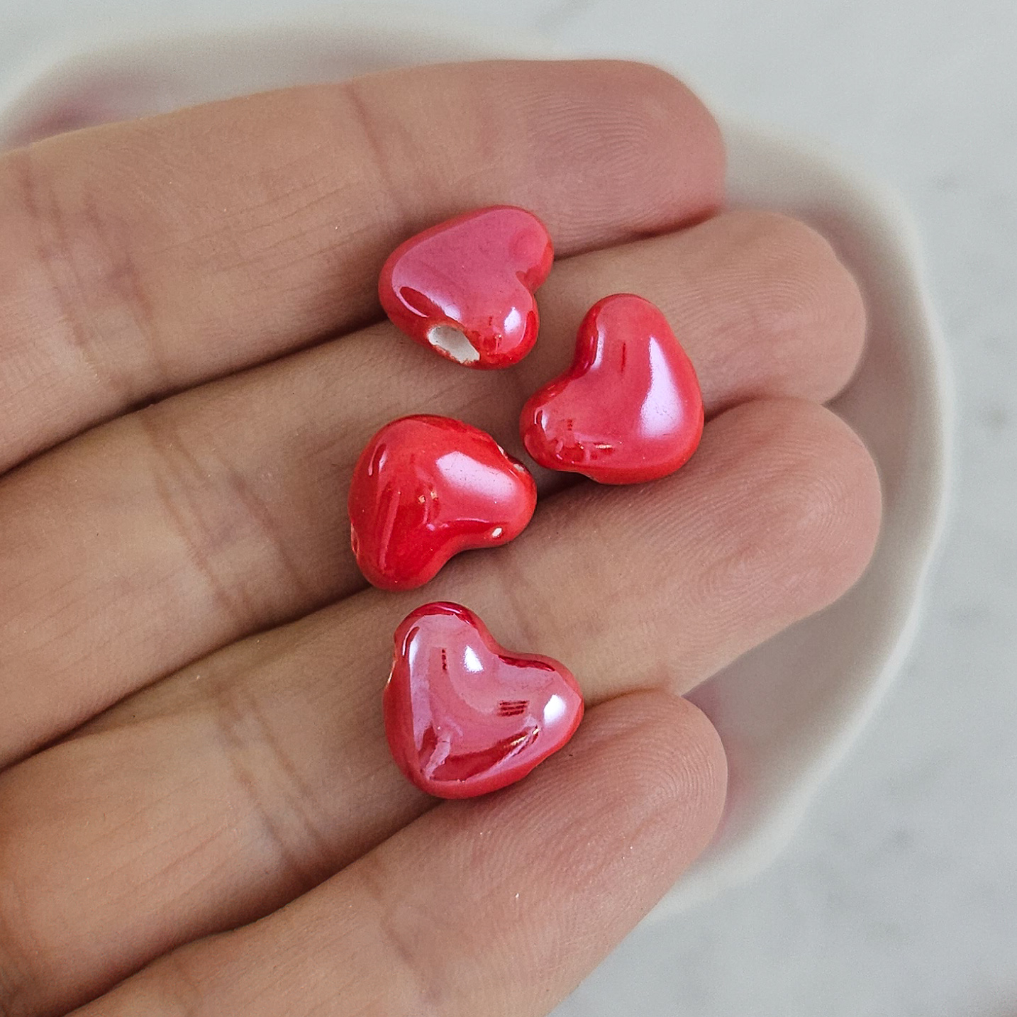 1 шт. Бусина Сердце ок. 11.6х10х6 мм красный, керамика (10276-11-К) купить с доставкой по России | Интернет-магазин Viva Beads