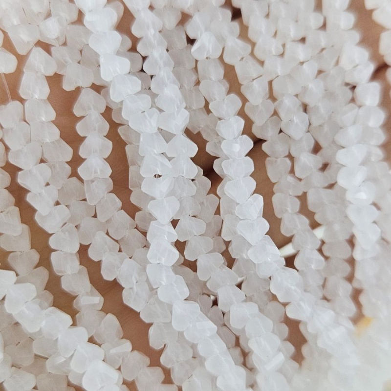 Нить 35 см Бусины хрустальная крошка ок. 4 мм белый (7338-4-БЕЛ) купить с доставкой по России | Интернет-магазин Viva Beads