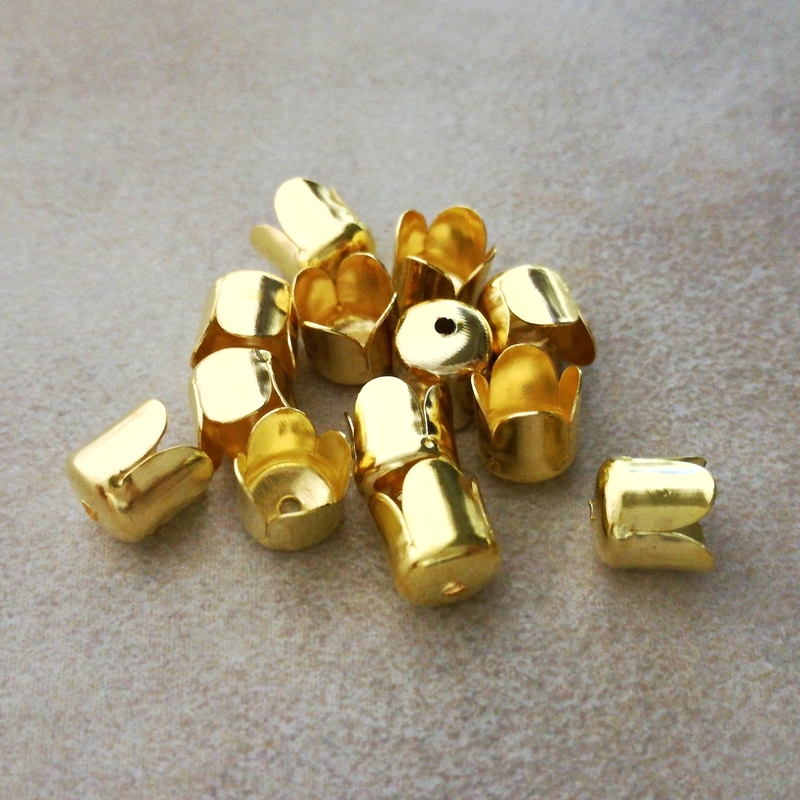 10 шт. Шапочки концевики 6,5 х 7 мм цвет золото (1415-З)