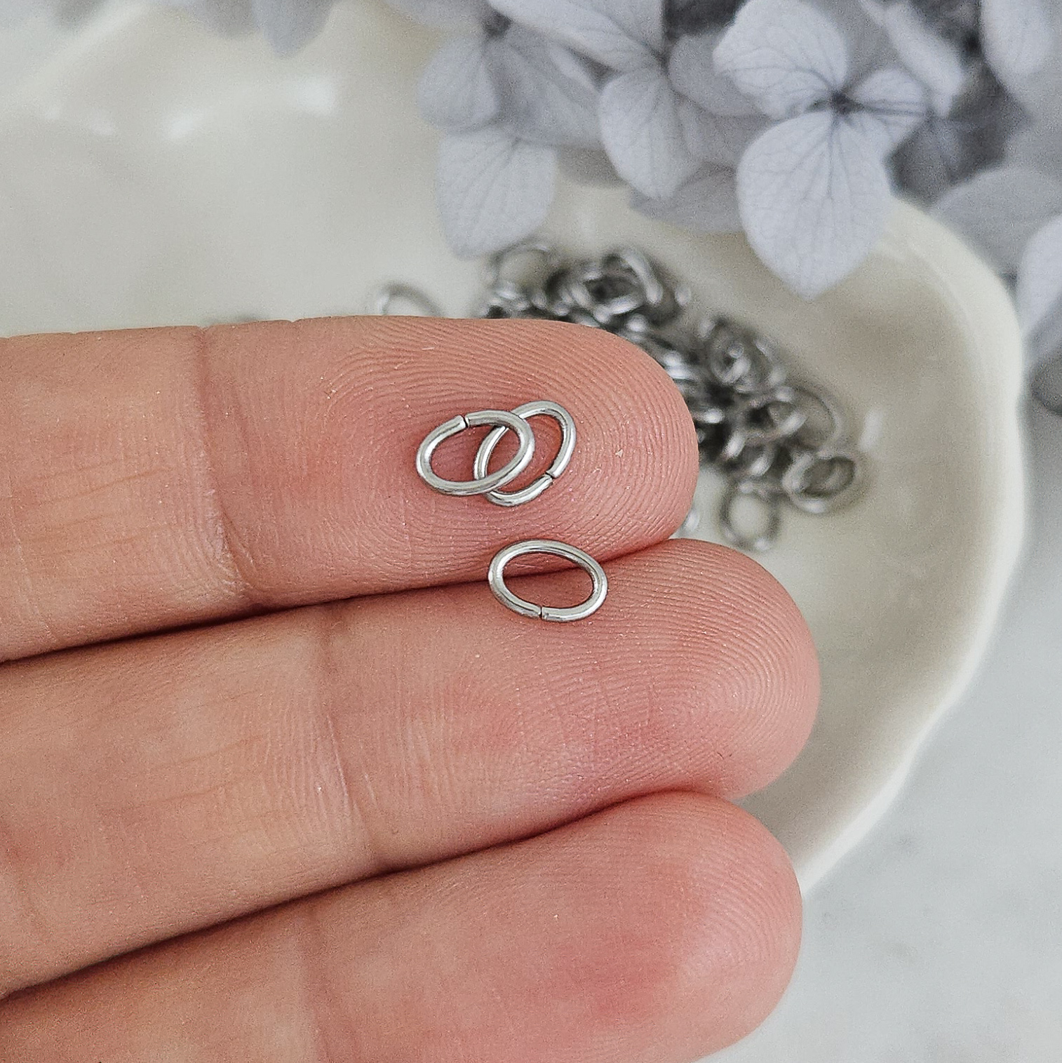 10 шт. Колечки овальные 6х4x0.8 мм соединительные разъемные, нержавеющая сталь (10246-6) соединительные колечки и кольца-коннекторы купить с доставкой по России | Интернет-магазин Viva Beads