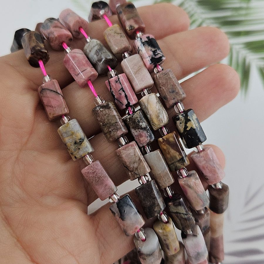 5 шт. Родонит натуральный бусины ок. 6-6.5х9-10.5 мм трубочки с гранями (9931-РОД) купить в Воронеже | Заказать в интернет-магазине Viva Beads
