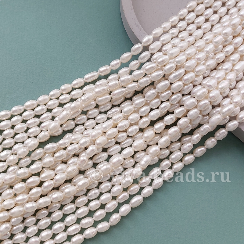 Нить 17.5 см Жемчуг натур. рис ок. 5-5.5 мм (толщина) белый (3785) купить в Воронеже | Заказать в интернет-магазине Viva Beads

