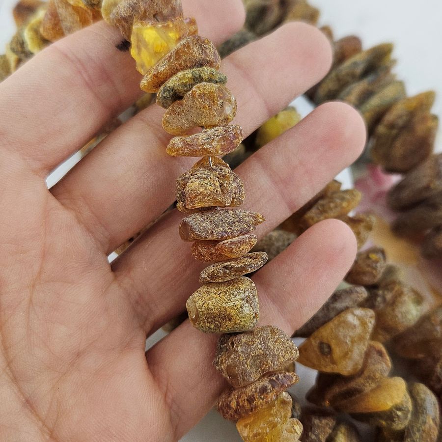 1 шт Янтарь натуральный кусочки 13-16х3-7 мм (10153-13/16) для бижутерии купить с доставкой по России | Интернет‑магазин Viva Beads
