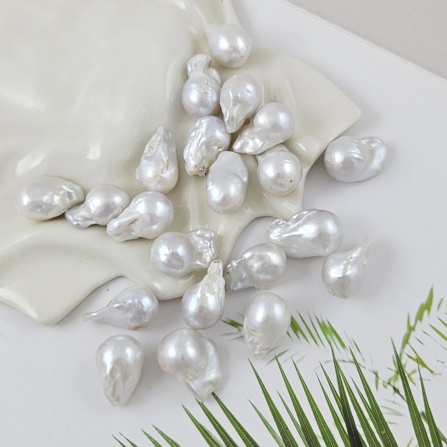 УЦЕНКА 1 шт. Жемчуг барочный крупный 19-23.5х12-14 мм А, белый (1008-УЦ) купить в #REGION_P# | Заказать в интернет-магазине Viva Beads
