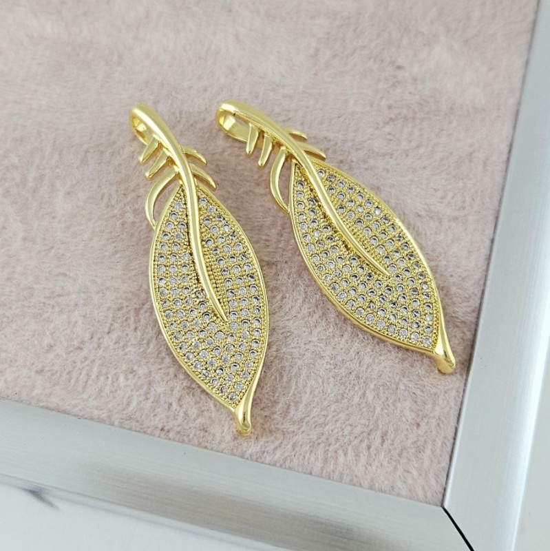 Подвеска Перо 43х13.3 мм с фианитами, позолота 14К (10077-З) купить с доставкой по России | Интернет-магазин Viva Beads