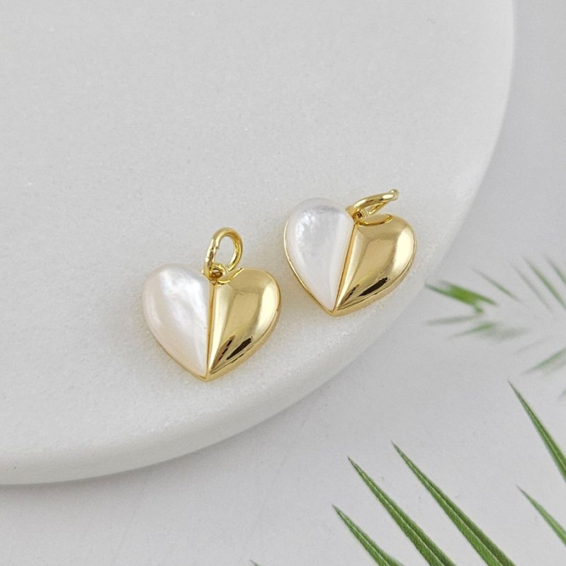 Подвеска Сердце 11х12.5 мм с перламутром, позолота 14К (10023-З)