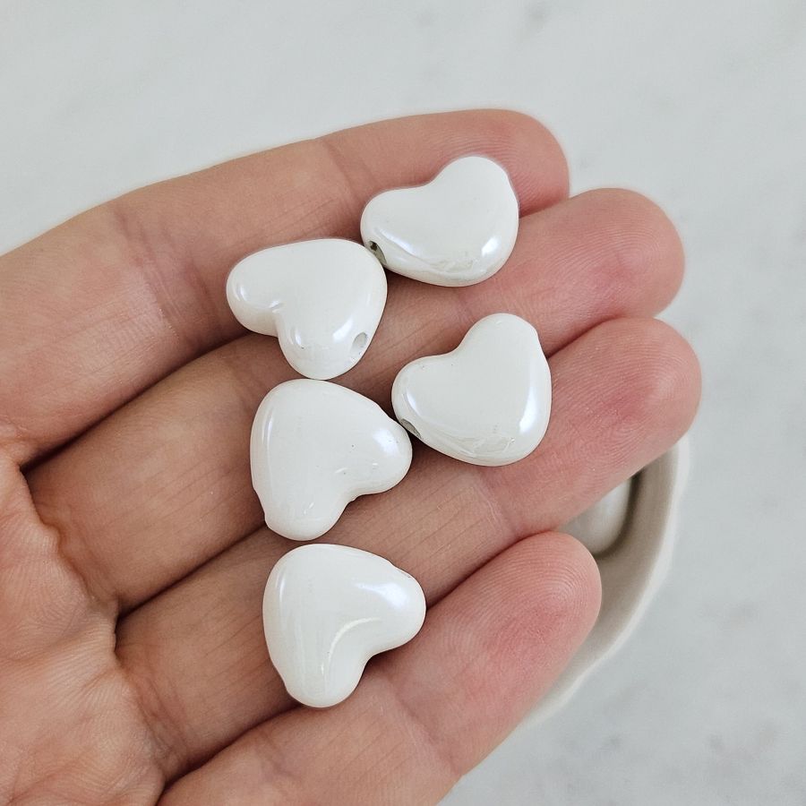 1 шт. Бусина Сердце ок. 14.8х13х7 мм белый, керамика (10276-14-Б) купить с доставкой по России | Интернет-магазин Viva Beads
