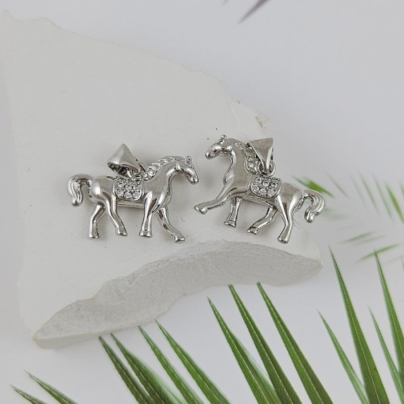 УЦЕНКА Подвеска Лошадь 14.4x20 мм с фианитами, родиевое покрытие (9988-Р-УЦ) купить с доставкой по России | Интернет-магазин Viva Beads