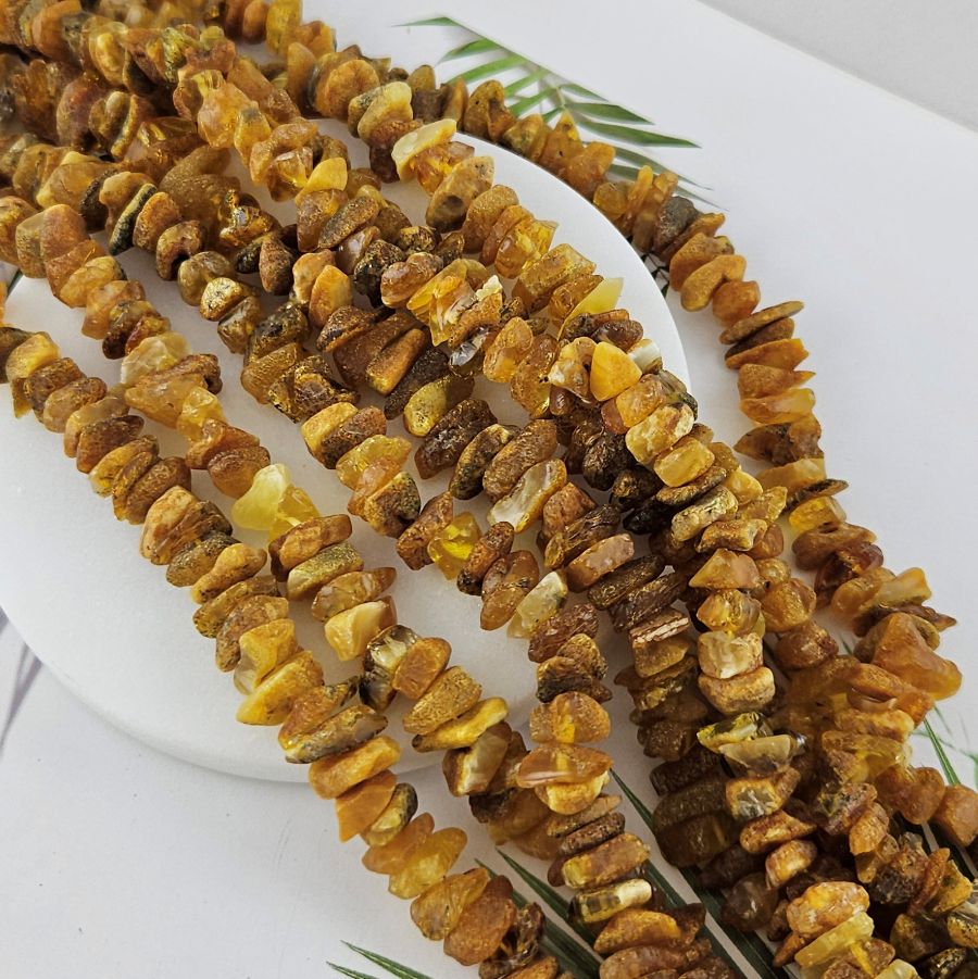 21 см Бусины из натурального нешлифованного янтаря чипсы 8-12х2.5-5 мм (10016) купить в Воронеже | Заказать в интернет-магазине Viva Beads
