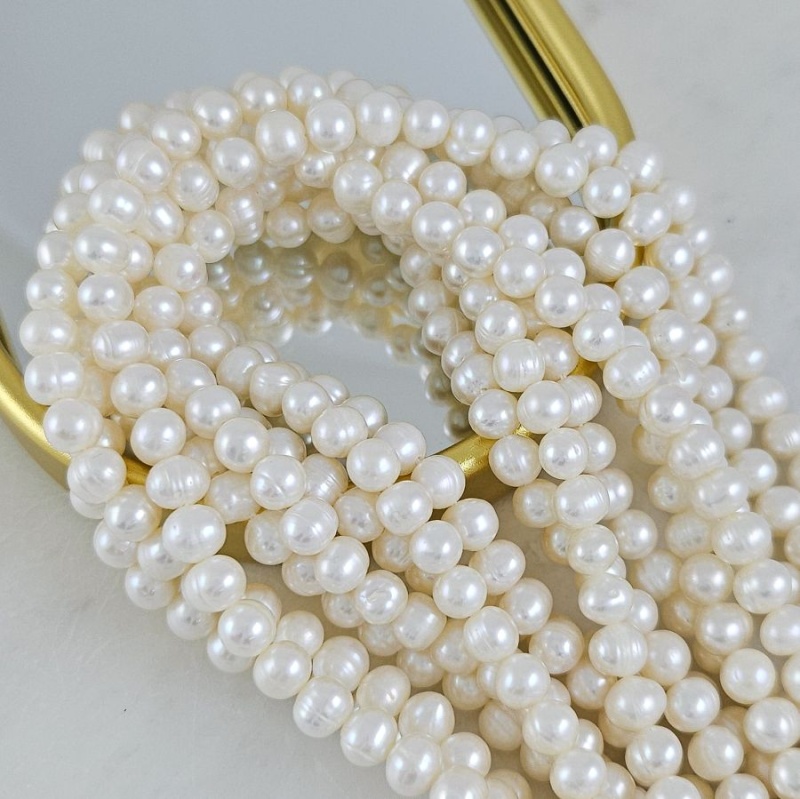 Жемчуг речной натуральный 5.5-6.5 мм, форма картофель, АА, белый (8129) купить с доставкой по России | Интернет-магазин Viva Beads