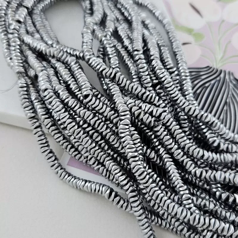 Нить 40 см Гематит диски 4x1.5 мм цвет платина (7983-П-40)