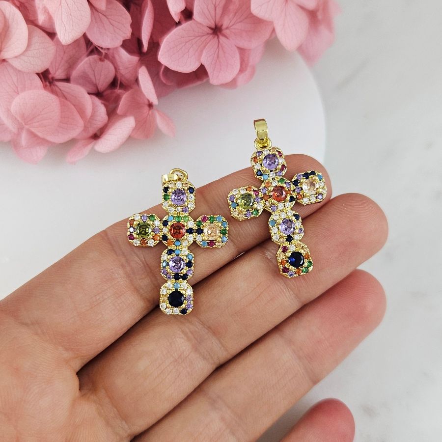 Подвеска Крест 27x18.5x4 мм с цветными фианитами, позолота 18К (7544-З-МИКС) купить с доставкой по России | Интернет-магазин Viva Beads
