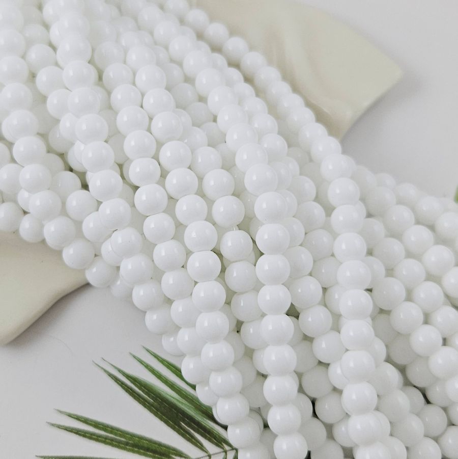 Нить 38 см Агат белый, имитация, бусина 6 мм, гладкий шар (6864-6) для бижутерии купить с доставкой по России | Интернет‑магазин Viva Beads
