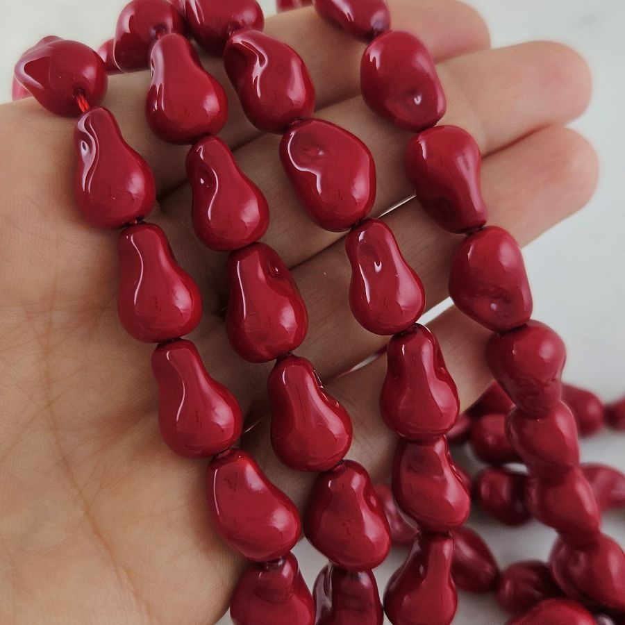 УЦЕНКА 1 шт. Жемчуг майорка 15х10.8х9.8 мм, форма капля барокко, красный (10210-К-УЦ)