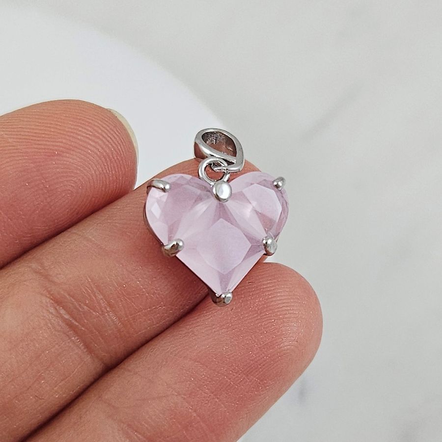 Подвеска Сердце с фианитами 14.5х14 мм опаловый розовый, родиевое покрытие (6647-ОПРР) купить с доставкой по России | Интернет-магазин Viva Beads