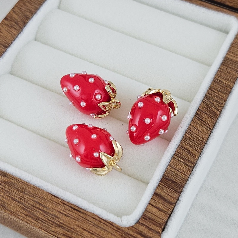 Подвеска Клубника 18.7х12.5мм акрил, красный, позолота 14К (10229-З-КРАС) купить с доставкой по России | Интернет-магазин Viva Beads