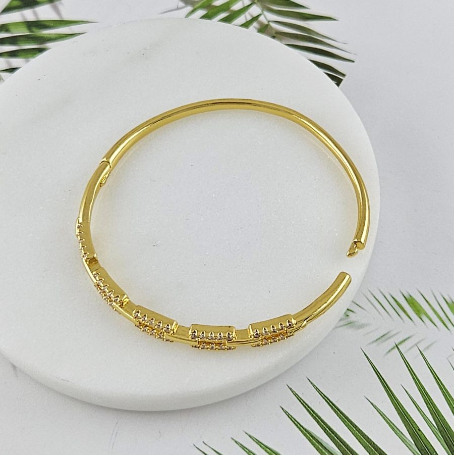 Браслет жесткий 66х56х6.3 мм, позолота 14К (10033-З) купить с доставкой по России | Интернет-магазин Viva Beads