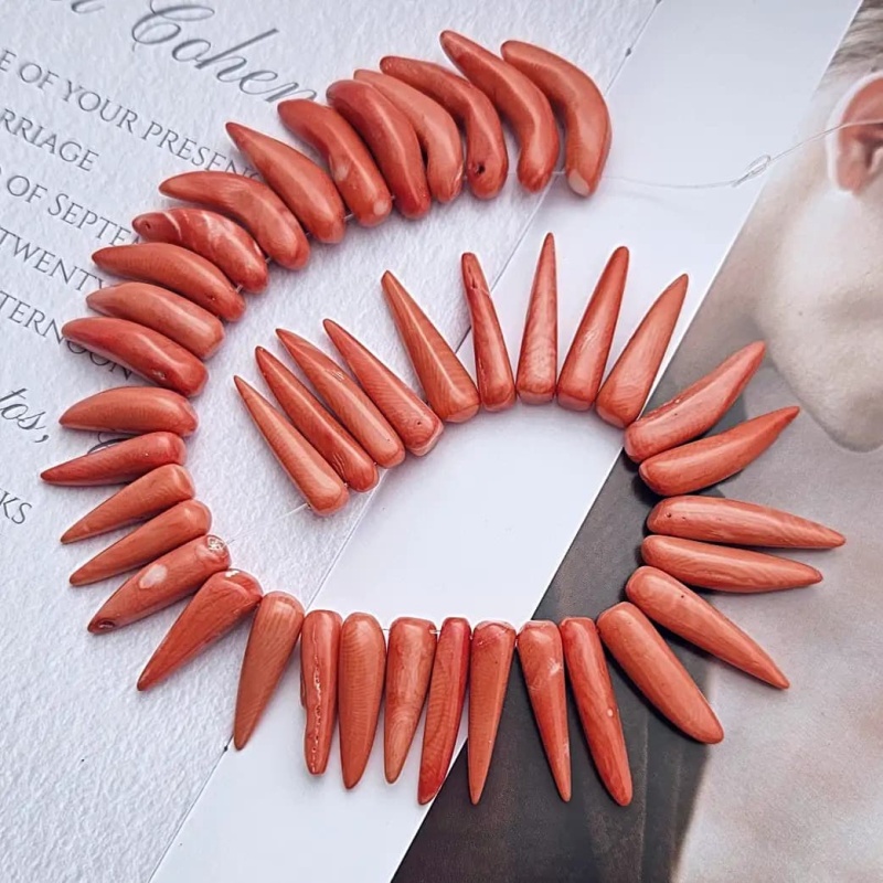 УЦЕНКА 1 шт. Коралл натуральный форма шип 25-33 мм, цвет коралловый (8679-3-УЦ)