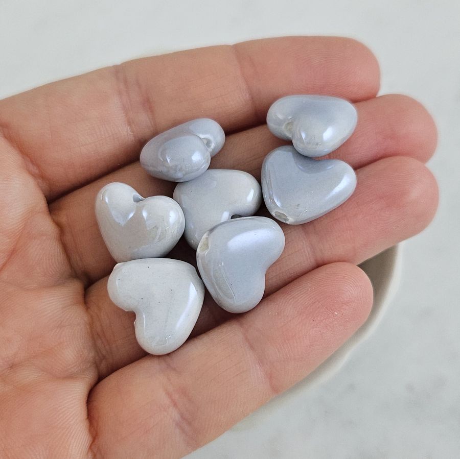 1 шт. Бусина Сердце ок. 13х15х6.7 мм серый, керамика (10279-15-С) купить с доставкой по России | Интернет-магазин Viva Beads