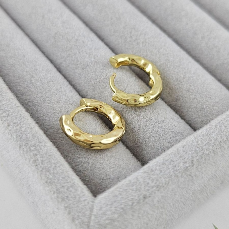 Серьги кольца, бублики, конго мятые 14х3 мм, позолота 14К (8470-3-З) купить с доставкой по России | Интернет-магазин Viva Beads