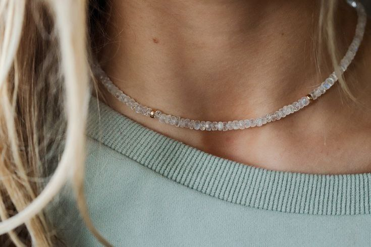 Украшения с Лунным Камнем: Магия и Стиль