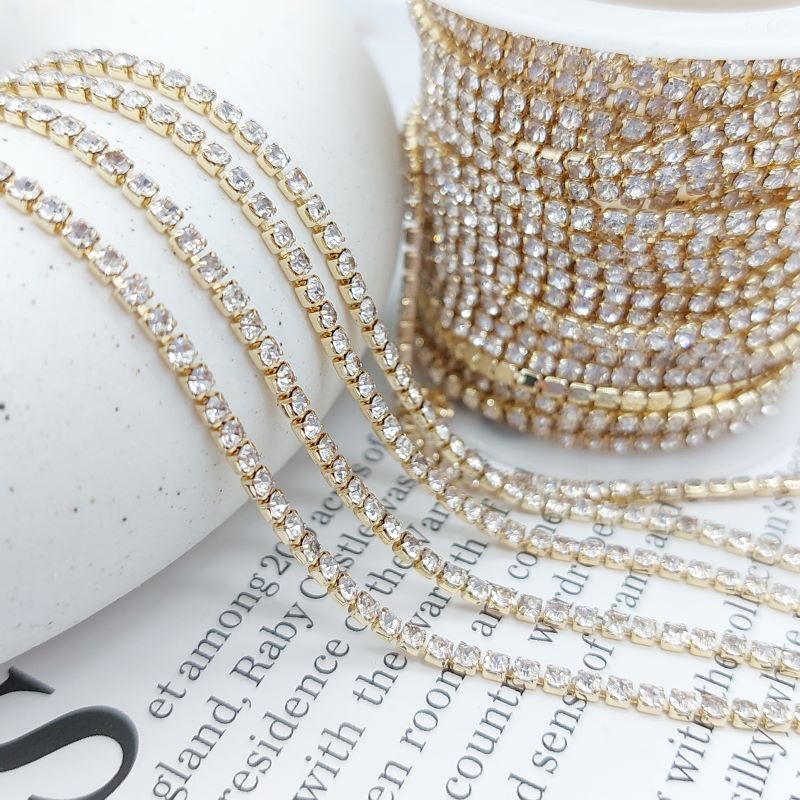 10 см Стразовая цепь с кристаллами SS6 2 мм crystal, позолота (7113-З) купить с доставкой по России | Интернет-магазин Viva Beads