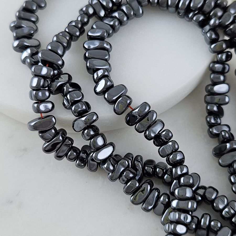 Нить 40 см Гематит, гематин 4-8 мм бусины свободной формы, цвет черный (6791-Ч) для бижутерии купить с доставкой по России | Интернет‑магазин Viva Beads
