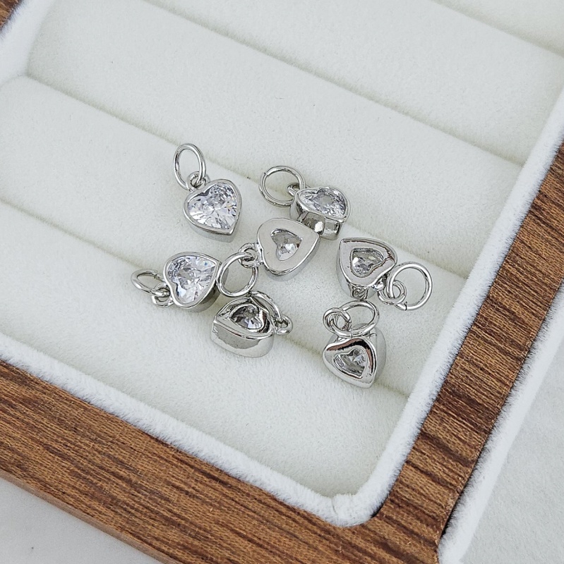 Подвеска Сердце 8.3х6.2 мм с фианитом, родиевое покрытие (10233-Р) купить с доставкой по России | Интернет-магазин Viva Beads