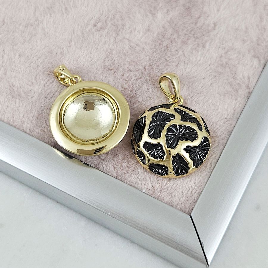 Подвеска круглая объемная 20.5х18.2 мм с черной эмалью, позолота 14К (10187-З) купить с доставкой по России | Интернет-магазин Viva Beads