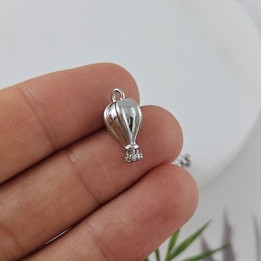 Подвеска Воздушный шар 15х8.6 мм с фианитами, родиевое покрытие (9956-Р) Подвеска Воздушный шар 15х8.6 мм с фианитами, родиевое покрытие (9956-Р)