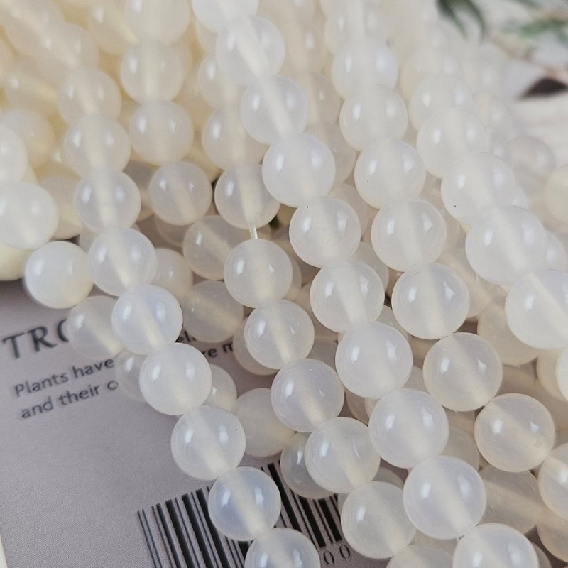 Нить 38 см Агат белый ок. 8 мм бусины гладкий шар (7255-8) для бижутерии купить с доставкой по России | Интернет‑магазин Viva Beads
