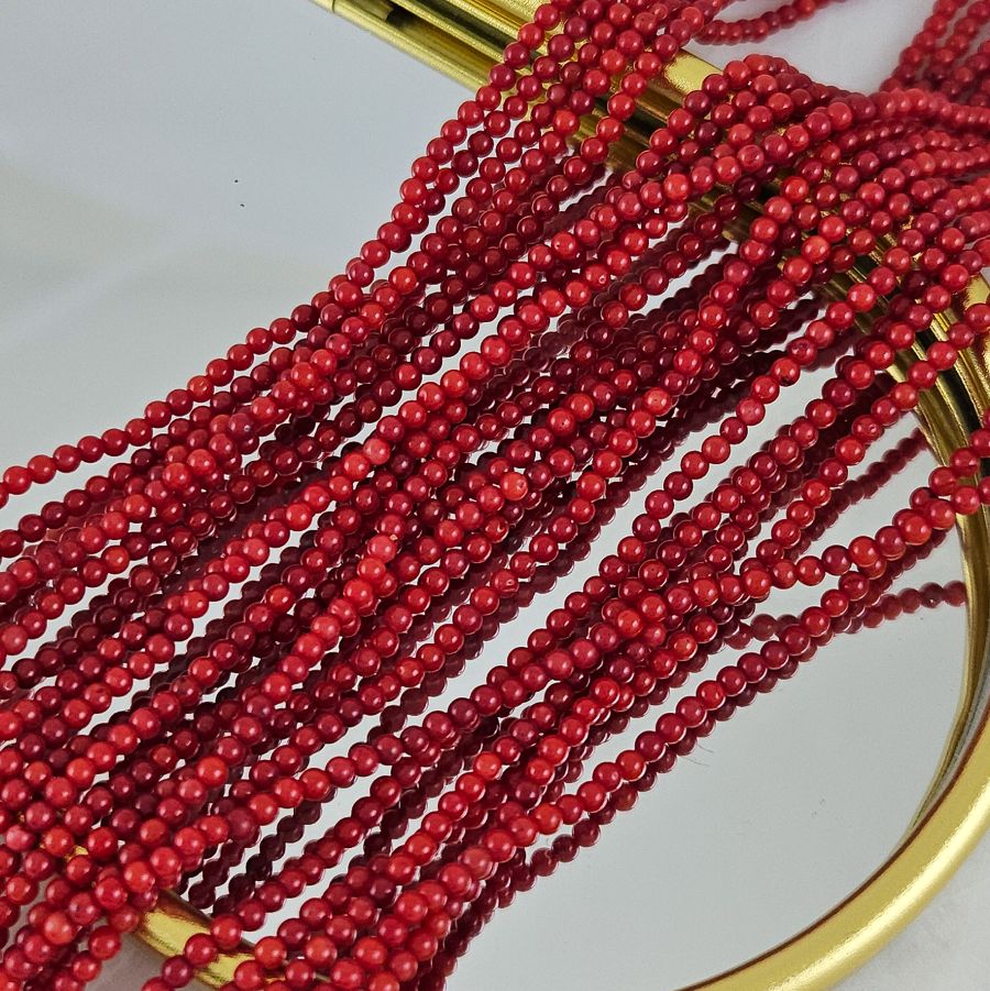 Нить 18 см Коралл натуральный ок. 3-3.5 мм, бусины гладкий шар, красный (8675-3) для бижутерии купить с доставкой по России | Интернет‑магазин Viva Beads

