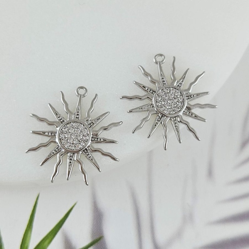 Подвеска Солнце 18.3x17.8 мм с фианитами и родиевым покрытием (4441-Р) купить с доставкой по России | Интернет-магазин Viva Beads