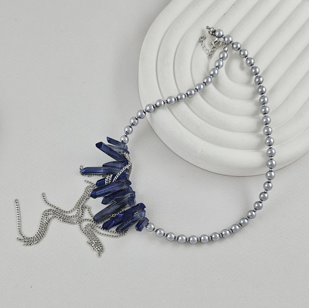 Мастер-класс по созданию украшения своими руками «Чокер из гематита и кварца»