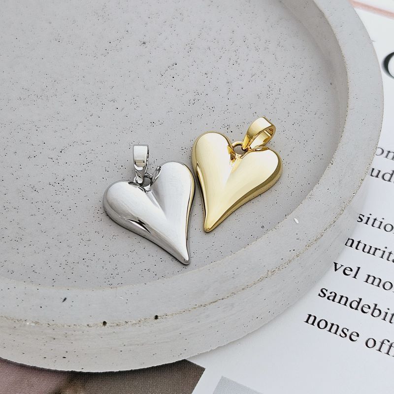 УЦЕНКА Подвеска Сердце 18.4х15 мм в позолоте 14К (8795-З-УЦ)