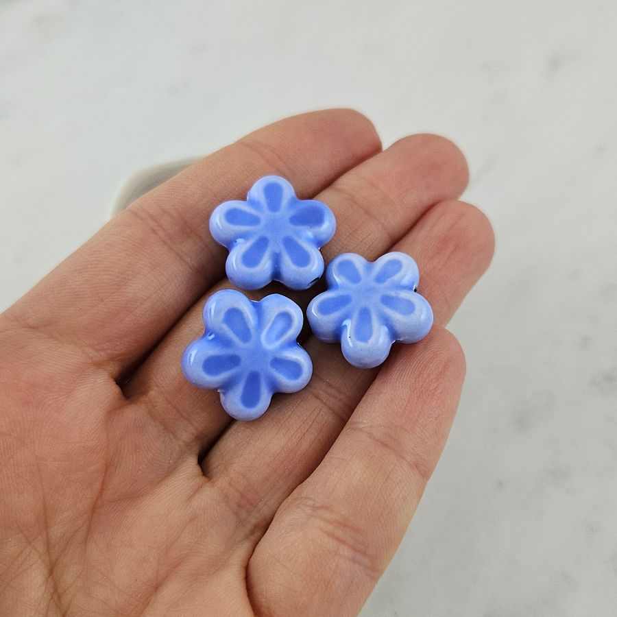 1 шт. Бусина Цветок 18 мм васильковый, керамика (6478-18-ВАС) купить с доставкой по России | Интернет-магазин Viva Beads