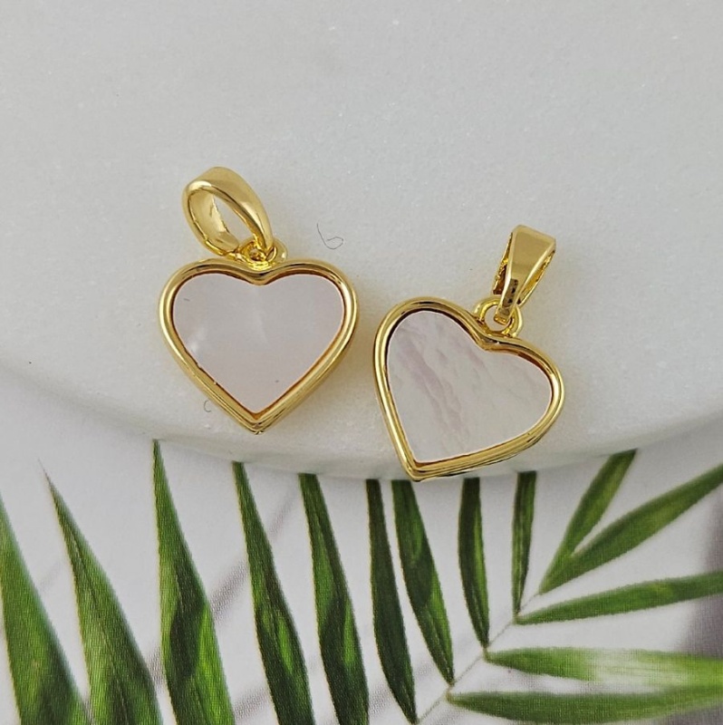 Подвеска Сердце 12х11.5 мм  с перламутром, позолота 14К (7237-З)