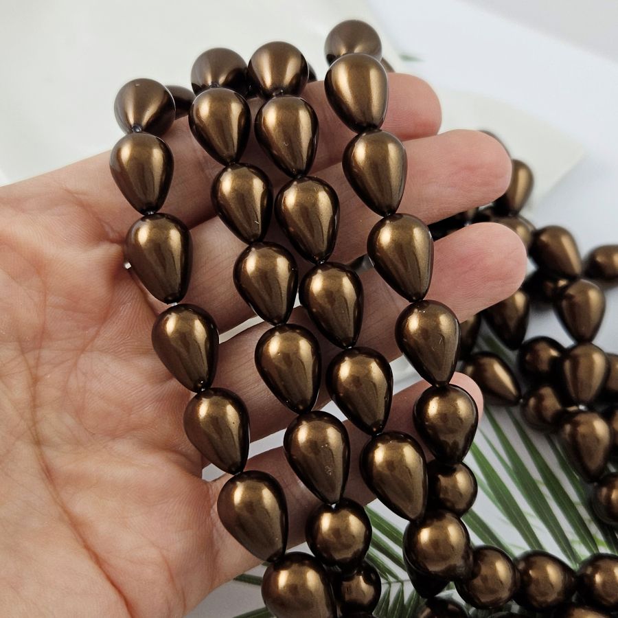 1 шт. Жемчуг майорка 10х14 мм капля, коричневый (1003) купить в Воронеже | Заказать в интернет-магазине Viva Beads
