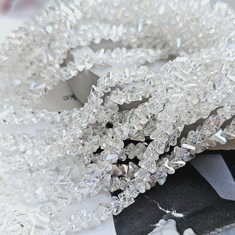 Нить 32 см Бусина хрустальная крошка ок. 4 мм прозрачный с блеском (7338-4-ПРОЗБЛ) купить в Воронеже | Заказать в интернет-магазине Viva Beads
 Нить 32 см Бусина хрустальная крошка ок. 4 мм прозрачный с блеском (7338-4-ПРОЗБЛ) купить в Воронеже  | Заказать в интернет-магазине Viva Beads