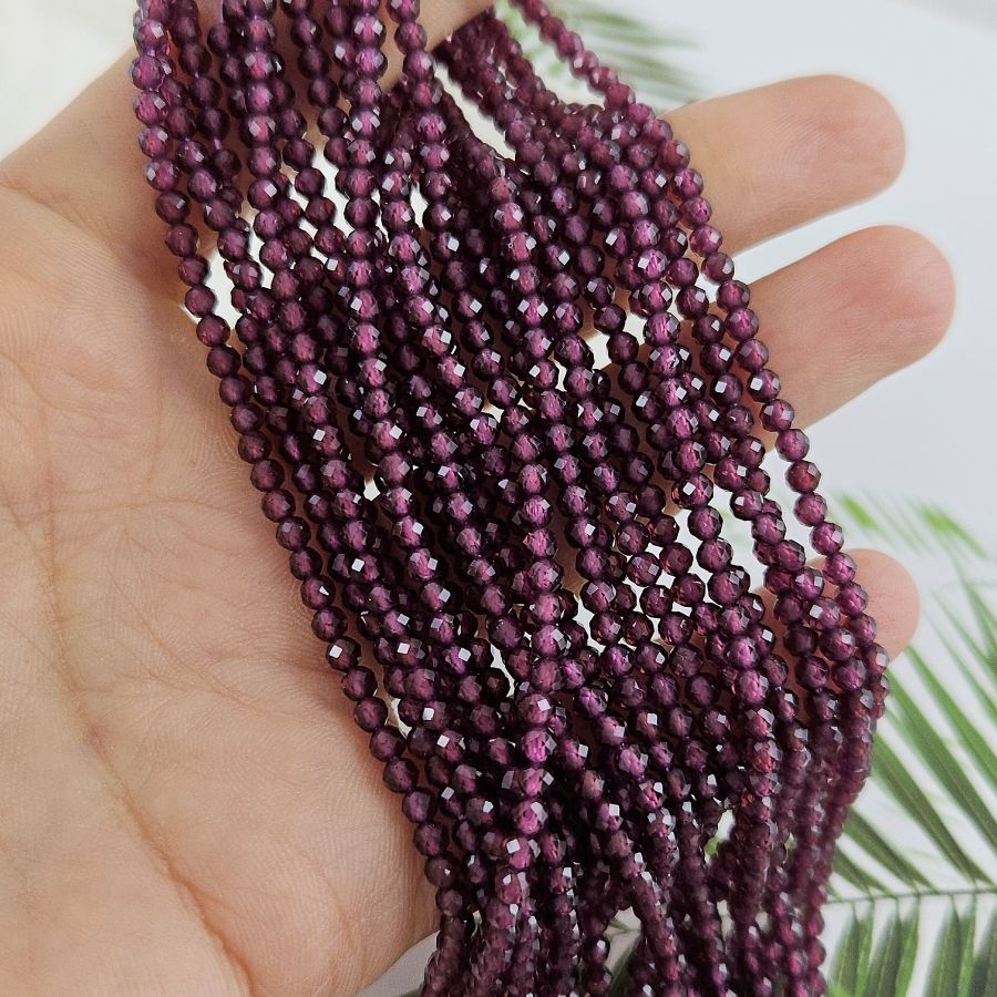 Нить 39 см Гранат натуральный ок. 3 мм граненые бусины (5600) купить в Воронеже | Заказать в интернет-магазине Viva Beads
